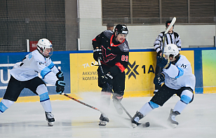 «Динамо-Олимпик» уверенно одолел «Ястребов» и повел в финальной серии высшей лиги