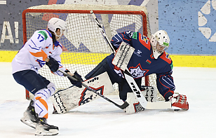 Тимирев в поединке с «Локомотивом» забросил шайбу и победный послематчевый буллит в первой игре после возвращения в «Металлург»