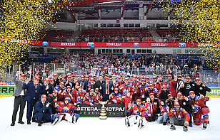 «Юность» оглушила «Витебск» во втором периоде 7-го финального матча и взяла Кубок Президента, хотя соперник и ответил двумя голами за 20 секунд