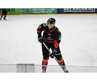 Тимофей Крейн: нужно меньше удаляться и больше бросать по воротам. Тогда все у нас получится