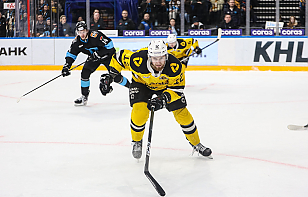 «Играй «Северсталь» только с «зубрами» – быть Скоренову лучшим бомбардиром лиги». Неделя белорусов в КХЛ