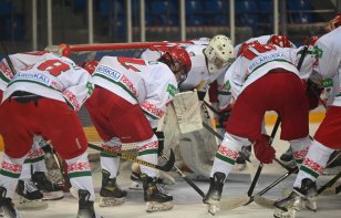 Беларусь U17 встречается с командой Приволжского ФО в третьем матче Кубка Сириуса