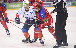 Дубль Щербакова помог «Юности» перевести игру в овертайм, но «Локомотив» обыграл минчан в серии буллитов. Орша – на первом месте!