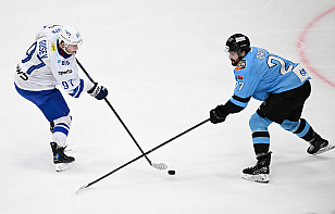 KHL.RU: первый матч серии ярко продемонстрировал высокий уровень подготовки и четко выстроенную тактику «зубров» под руководством Квартальнова