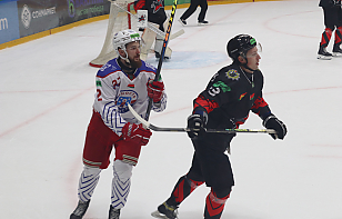 «Юность» снова обыграла «Авиатор». Тютчев и Оксентюк набрали по 2 очка, Зиновенко оформил шатаут