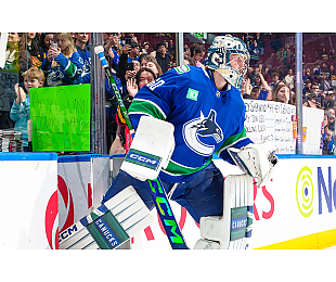 «Абботсфорд» уступил «Калгари», Толопило отразил 24 броска и сделал голевой пас