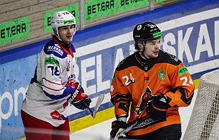 Начало сегодняшнего матча полуфинальной серии Кубка Президента между «Шахтером» и «Славутичем» в Солигорске перенесено на 19:55