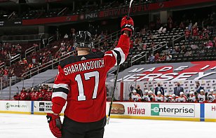 Новый контракт Егора Шаранговича в НХЛ – какие могут быть варианты?