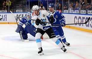 Дубль Станислава Галиева помог минскому «Динамо» в четвертый раз одолеть московских одноклубников и оформить первую путевку в четвертьфинал Кубка Гагарина 2026