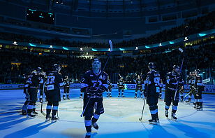 Егор Бориков сыграет в стартовой пятерке, Алекс Лимож переместился в звено Вадима Шипачева: состав «Динамо» на четвертый матч против «Ак Барса»