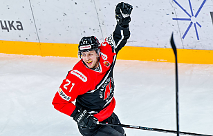Владислав Кодола забросил 10-ю шайбу в сезоне ВХЛ