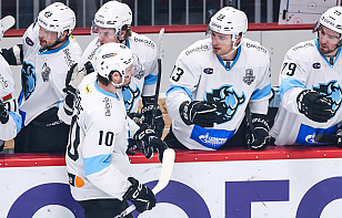 Тихомиров заменит Демченко в воротах, Хенкель проведет 500-й матч в КХЛ