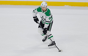 «Бостон» забрал Владислава Колячонка с драфта отказов