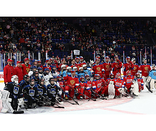 На Кубке Первого канала в Новосибирске прошел мастер-класс для юных хоккеистов