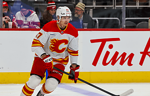 «Калгари» с Егором Шаранговичем проиграл «Детройту»