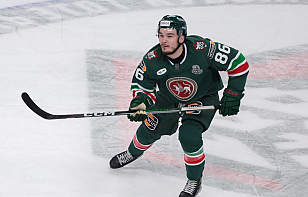 Никита Дыняк: Дмитрий Вячеславович не только мне дал дорогу в хоккей, но еще и Галиму, Сафону. Благодарны ему за это, но сейчас мы по разные стороны баррикад