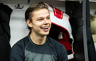 Егор Чезганов стал лучшим игроком дня в КХЛ