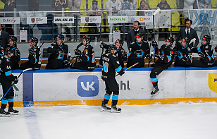 «Динамо-Шинник» дома сыграет с «Красной машиной»