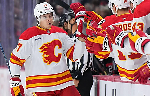 Егор Шарангович вышел на второе место по голам в НХЛ среди белорусов