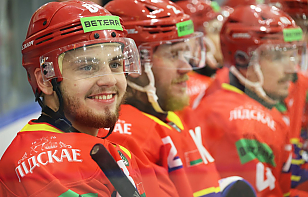 Александр Макаревич: гости начали здорово, а у нас в первой половине игры была беда с реализацией моментов. Но затем мы включили скорость