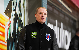 Денис Мосалев: наши игроки, которые должны приносить результат, этого не делают, а у соперника – наоборот. В этой дуэли побеждают лидеры команды