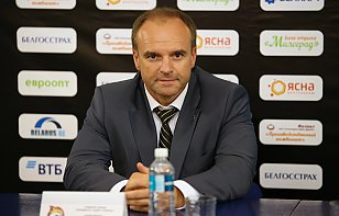 Сергей Стась объяснил, почему в матчах Кубка Салея задействует сразу двух вратарей