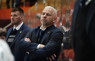 Дмитрий Саяпин: на протяжении двух периодов действовали не так, как должны были, совершали много потерь, соперник имел моменты, но Сергей Большаков держал нас, выручал