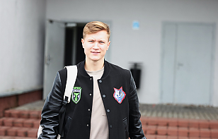 Максим Усков: отдали каску лучшего в раздевалке тренеру-оператору – затея необычная, но правильная