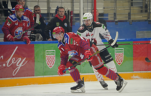 «Юность» забросила три шайбы в третьем периоде и одержала вторую победу над «Неманом» в белорусском класико