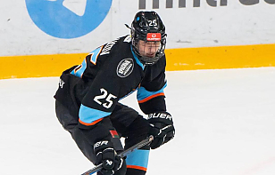 Илья Кулаков признан лучшим новичком января в МХЛ