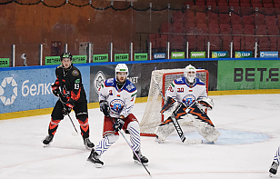 «Юность» уничтожила «Авиатор» во втором периоде и закрепилась на первой строчке турнирной таблицы