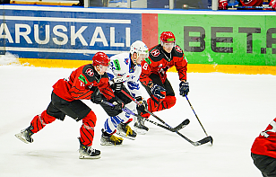 «Неман» одолел «Брест» в овертайме. Команды снова не смогли забросить в основное время матча