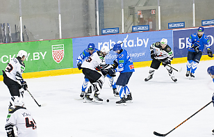 «Витебск» забросил шесть шайб и праздновал домашнюю победу над «Авиатором»