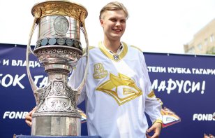 Данила Паливко привез Кубок Гагарина в Новополоцк