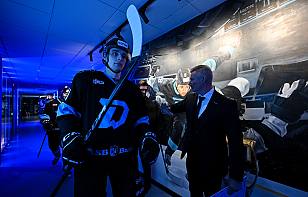 Виталий Пинчук включен в команду месяца КХЛ