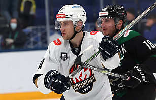 Захар Польшаков забросил первую шайбу в сезоне, 23 сейва Зинаддина помогли «Ижстали» одолеть «Звезду»