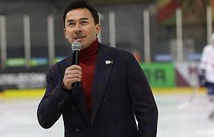 Дмитрий Басков: пусть эта победа привлечет в хоккей в Жлобине еще больше ребят!