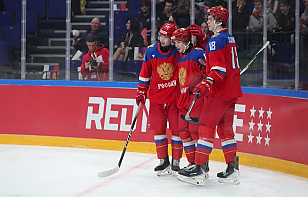 Молодежная сборная России разгромила юниорскую сборную России