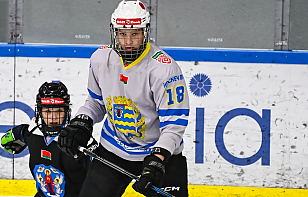 Захар Касперович: для защитника в плюс набирать много ассистентских баллов, потому что в основном защитник играет на синей линии, чаще только передачу можно отдавать