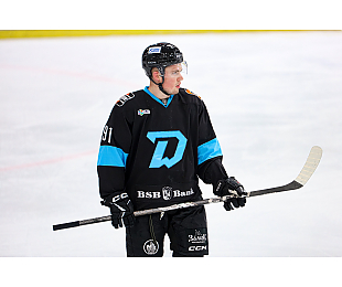 Никита Пышкайло провел 200-й матч в регулярных чемпионатах КХЛ