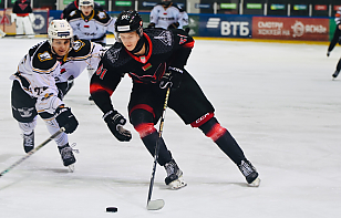 «Ястребы» принимают «Белсталь» во втором матче полуфинала высшей лиги