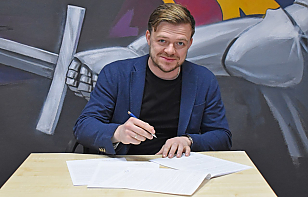 Никита Ремезов подписал новый контракт с «Лидой»