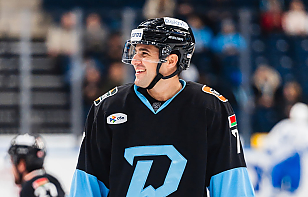 Сэм Энас вышел на четвертое место среди бомбардиров в регулярных чемпионатах КХЛ в истории минского «Динамо»