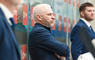 Дмитрий Саяпин: хорошо, что в матчах борьба стык в стык, что таблица плотная. Для подготовки к плей-офф это отлично