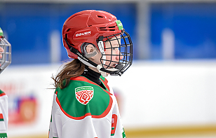 Алина Рак: все девчонки выложились на сто процентов. К сожалению, не реализовали свои моменты, пропустили ненужные голы. Будем разбираться