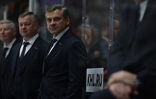 Михаил Захаров: Квартальнов одержал 500-ю победу в основное время в КХЛ, он – молодец, проводит хорошую работу. Хоккей у нас поднимается на более высокий уровень