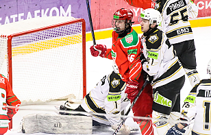 «Ястребы» забросили семь шайб «Юниору», «Прогресс» взял реванш у «Рыцарей» и еще пять результатов в Betera-Высшей лиге