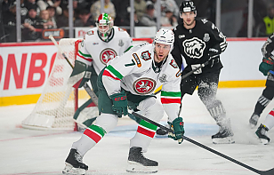 Передача Степана Фальковского принесла «Ак Барсу» победу в матче 1/8 финала Кубка Гагарина против «Трактора»