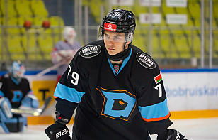 Олег Хомченко: с этого сезона команда начала играть во взрослый хоккей, правильно и грамотно. Будем надеяться, что так продолжится и дальше