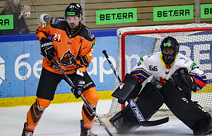 Шайба Максима Кунишникова помогла «Лиде» переиграть «Шахтер»